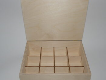 Scatola in legno incisa a laser cm 22 x 28 x 8