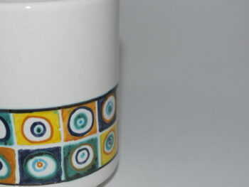 bicchiere in ceramica di castelli