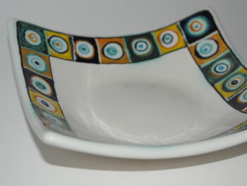 svuota tasca in ceramica di castelli