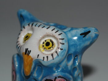 Gufo in ceramica di Castelli realizzato a mano
