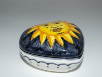 scatola in ceramica di castelli forma cuore cm 8