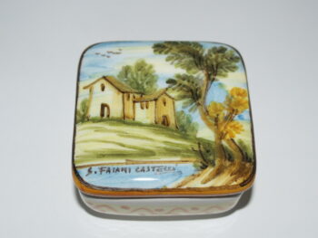 Scatola in ceramica di castelli dipinta a mano panorama