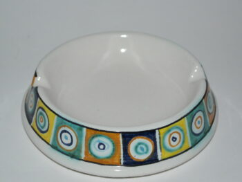 posacenere in ceramica di castelli dipinto a mano