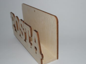 Porta posta con scritta