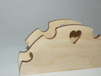 Portatovagliolo in legno lavorato con cuore