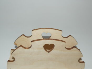 Portatovagliolo in legno lavorato con cuore