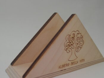 Portatovagliolo in legno a triangolo albero della vita inciso a laser