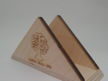 Portatovagliolo in legno a triangolo albero della vita inciso a laser