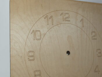 Sagoma orologio quadrata in legno