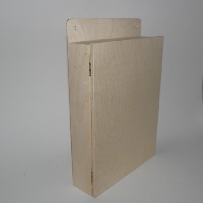Scatola portachiavi in legno incisa a laser cm 22 x 28 x 5