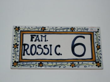 Mattonella dipinta a mano in ceramica di Castelli misure cm 15x20 prodotto artigianale