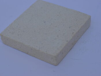 Mattonella in pietra lavorata a mano