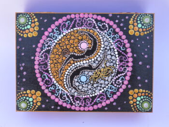 Scatola in legno dipinta