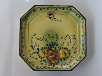 Vassoio in ceramica dipinto
