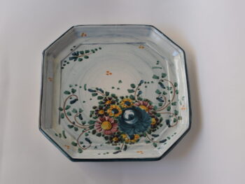 Vassoio in ceramica dipinto